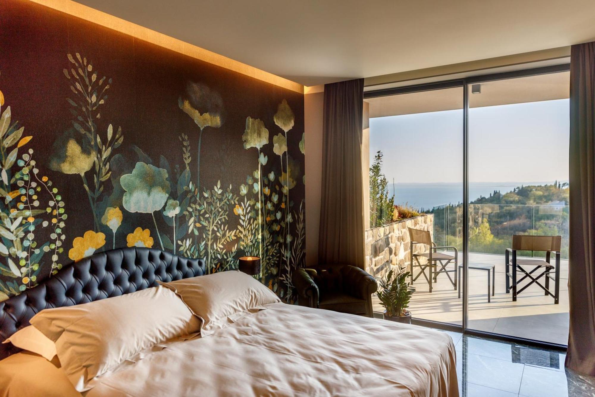 Deville & Spa Костермано Стая снимка