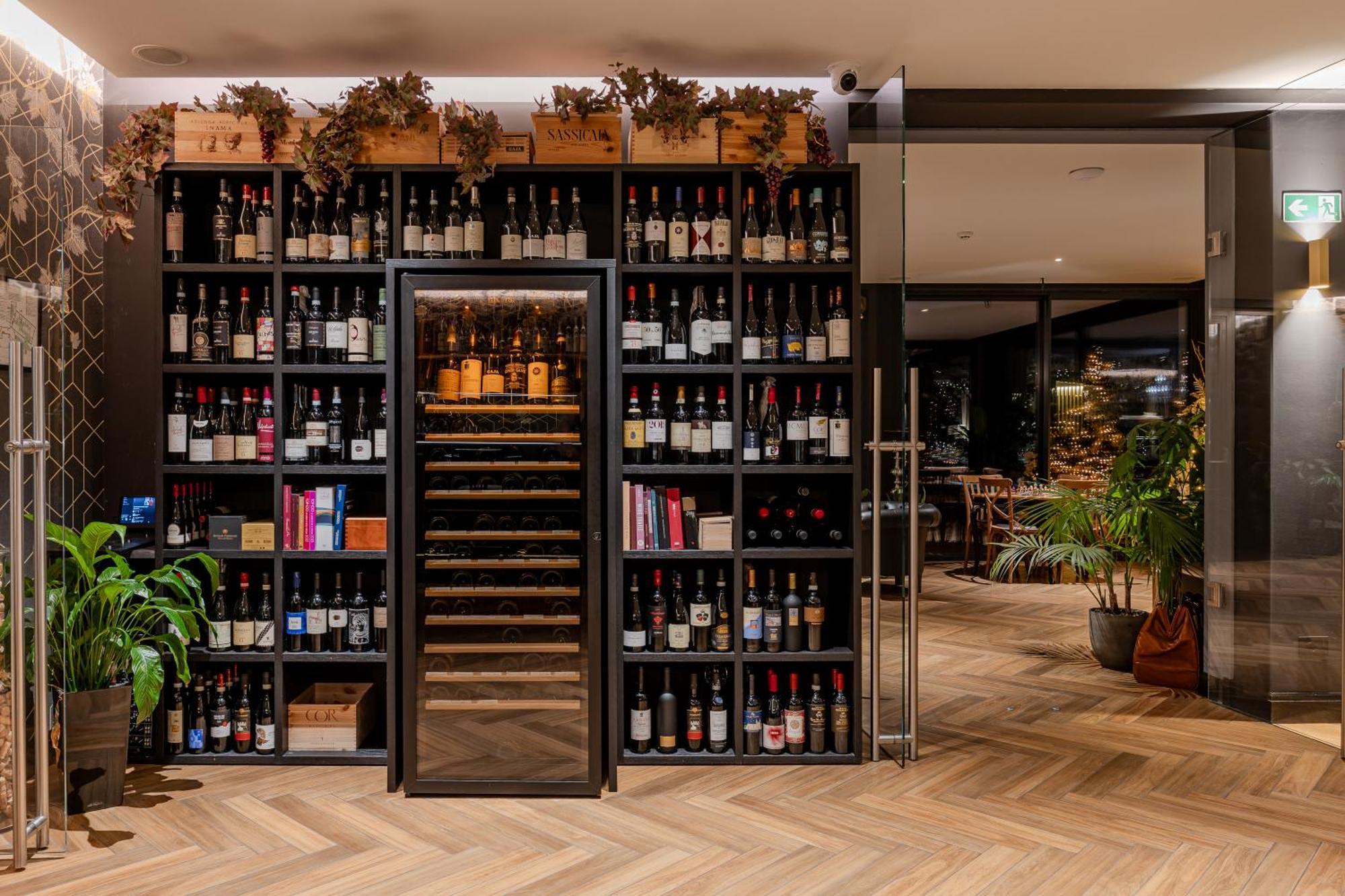 Deville & Spa Костермано Екстериор снимка